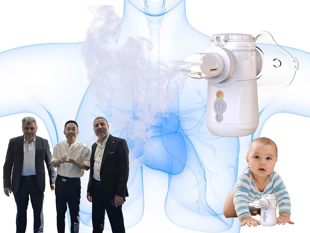 Baterai atau USB Mesh Nebulizer 7 Hari Tingkat Atomisasi Berkelanjutan ≥0.3ml/menit